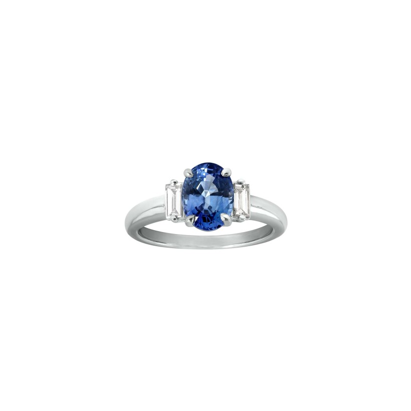 Bague Frojo en or blanc, saphir bleu ovale et diamants, taille 51