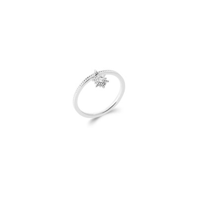 Bague en argent rhodié et oxyde de zirconium