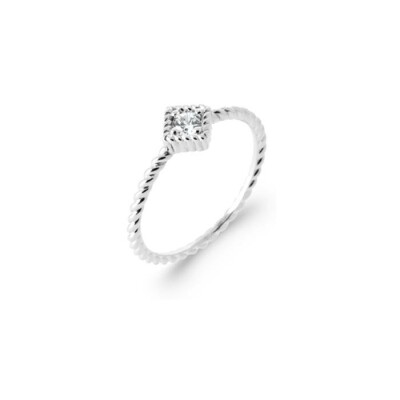 Bague en argent rhodié et oxyde de zirconium