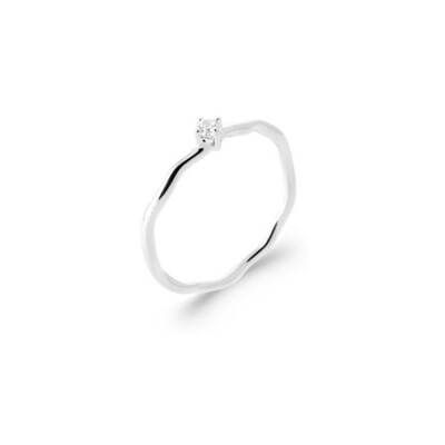 Bague en argent rhodié et oxyde de zirconium