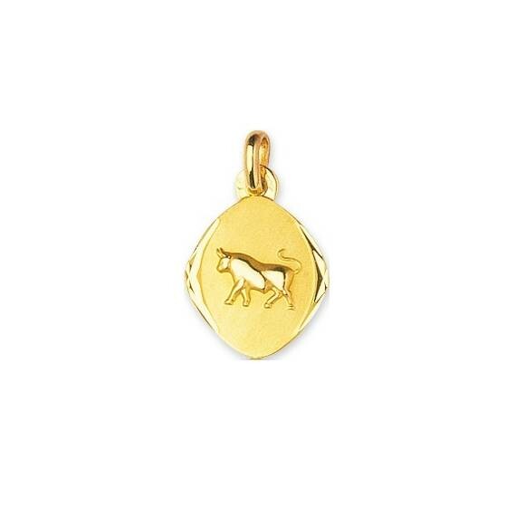 Médaille zodiaque taureau en or jaune