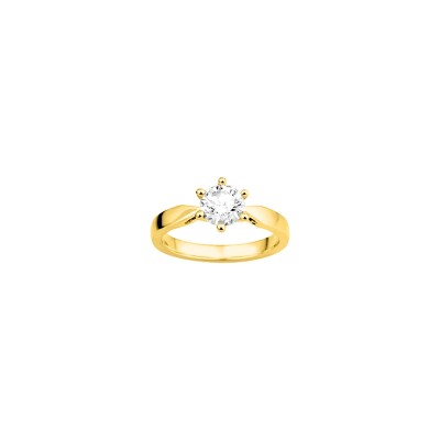 Bague en or jaune et oxyde de zirconium