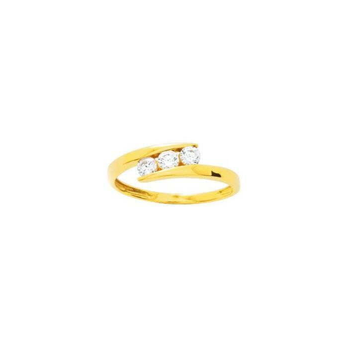 Bague en or jaune et oxyde de zirconium