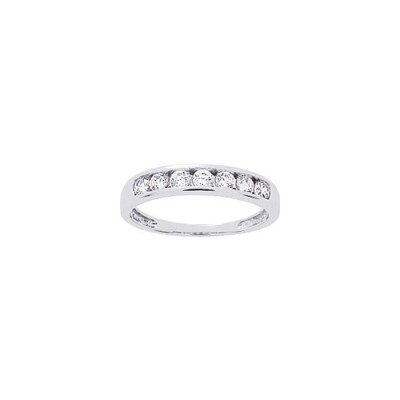 Bague en or blanc et oxyde de zirconium