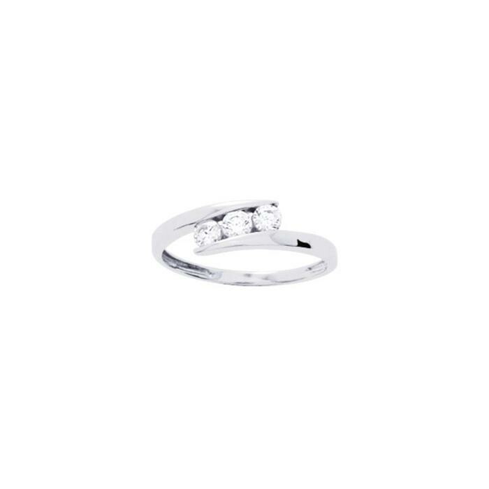 Bague en or blanc et oxyde de zirconium