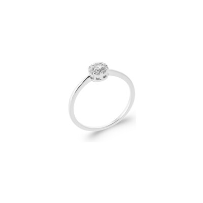 Bague en argent et oxydes de zirconium
