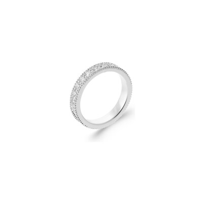Bague en argent et oxydes de zirconium