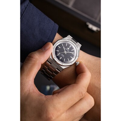 Montre Nivada Grenchen F77 68010A77