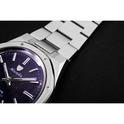 Montre Nivada Grenchen F77 68010A77