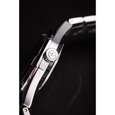 Montre Nivada Grenchen F77 68010A77