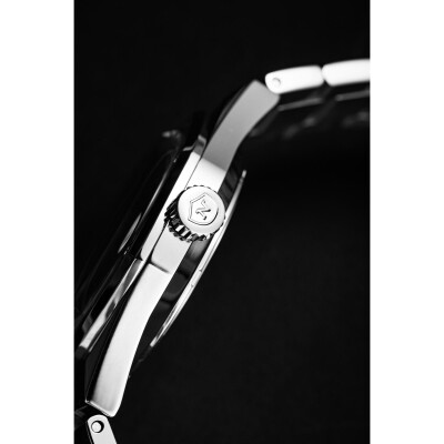 Montre Nivada Grenchen F77 68010A77