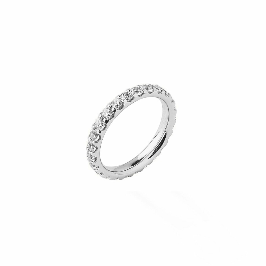 Wedding ring, white gold and 1.50cts GVS diamonds