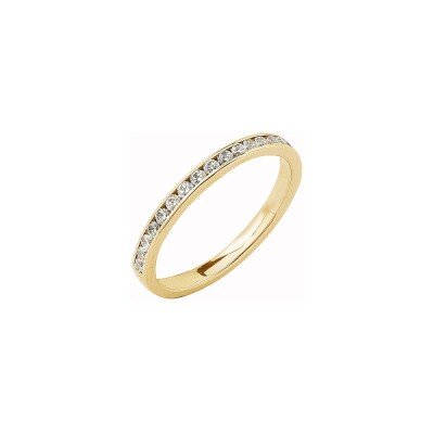 Alliance demi-tour serti rail en or jaune et diamants de 0.30ct