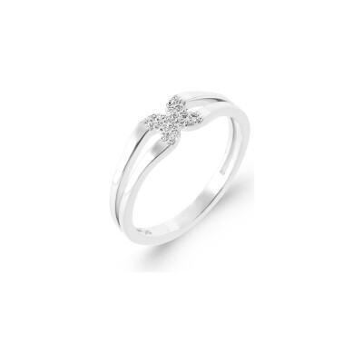 Bague en argent rhodié et oxyde de zirconium