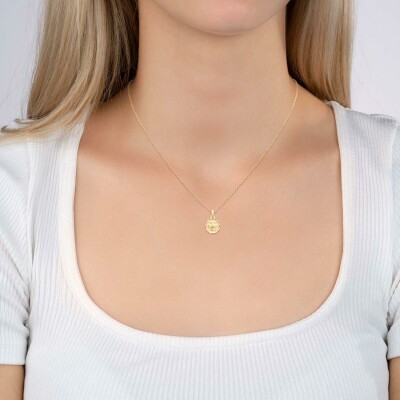 Pendentif en plaqué or et pierre synthétique