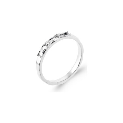 Bague en argent rhodié et oxyde de zirconium