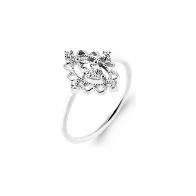 Bague en argent rhodié et oxyde de zirconium