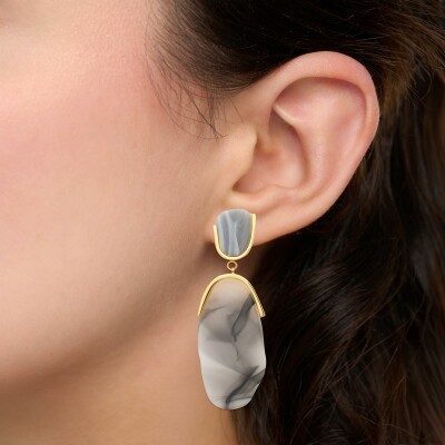 Boucles d'oreilles en acier pvd doré et résine