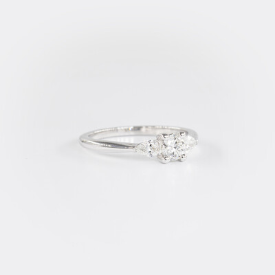 Bague or blanc & diamants 