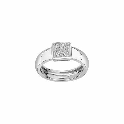 Bague en argent et oxyde de zirconium