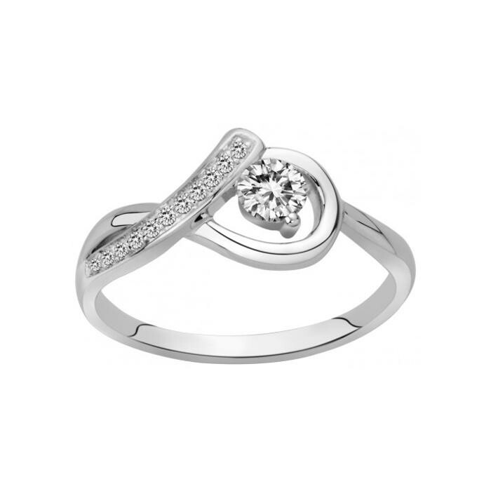 Bague en argent et oxyde de zirconium