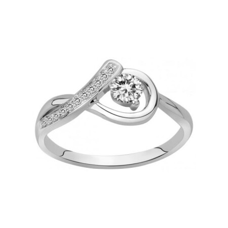 Bague en argent et oxyde de zirconium