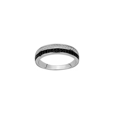 Bague en argent et oxyde de zirconium