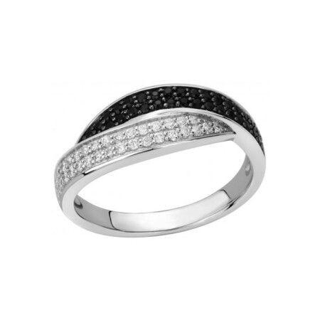 Bague en argent et oxyde de zirconium