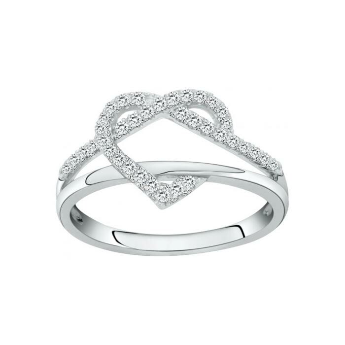 Bague coeur en argent et oxyde de zirconium