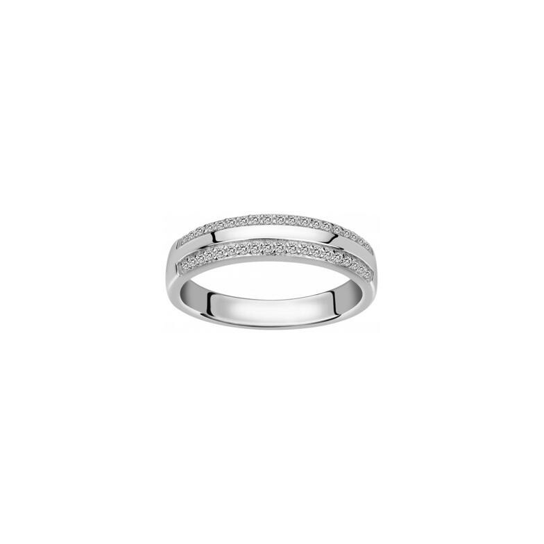 Bague en argent et oxyde de zirconium