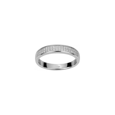 Bague en argent et oxyde de zirconium