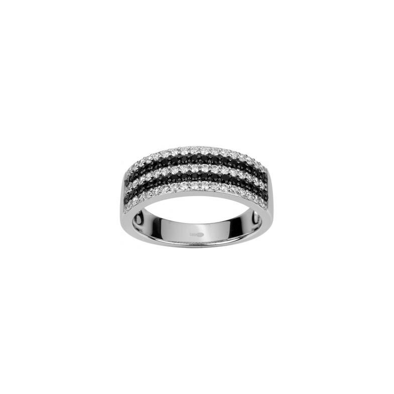 Bague en argent et oxyde de zirconium