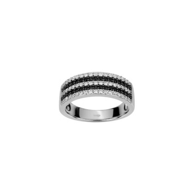 Bague en argent et oxyde de zirconium