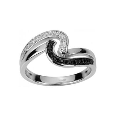 Bague en argent et oxyde de zirconium