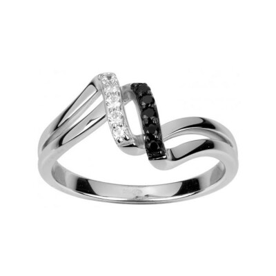 Bague en argent et oxyde de zirconium