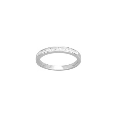 Bague en argent et oxyde de zirconium