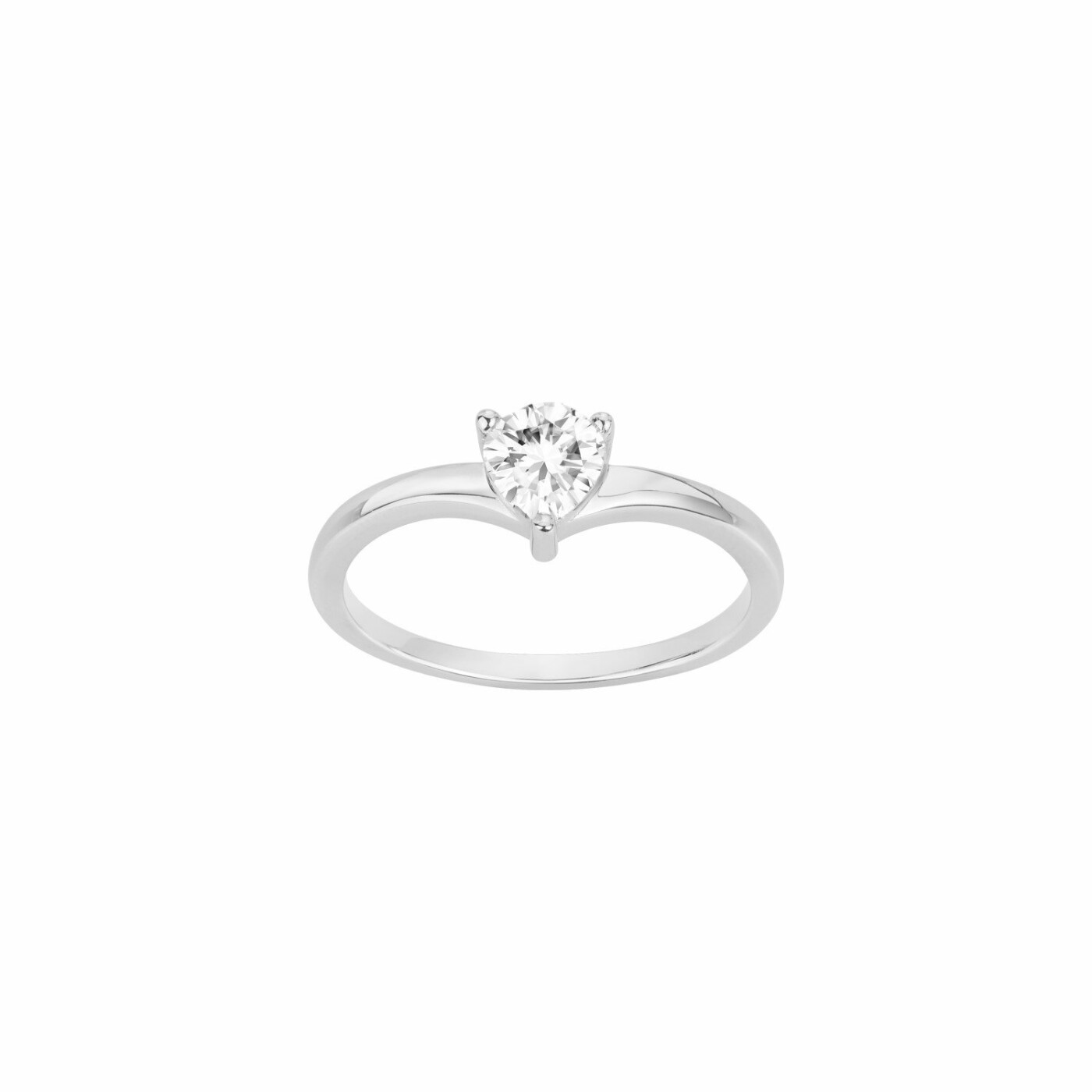 Bague en argent et oxyde de zirconium