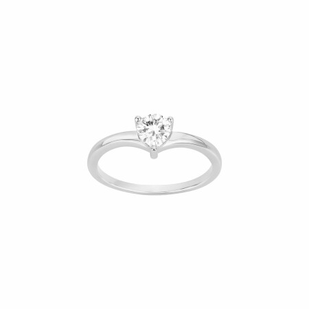 Bague en argent et oxyde de zirconium