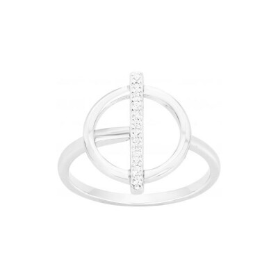 Bague en argent et oxyde de zirconium