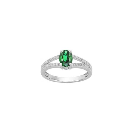 Bague en argent, spinelle verte et oxyde de zirconium