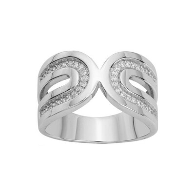 Bague en argent et oxyde de zirconium