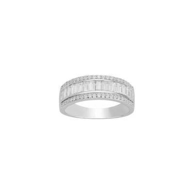 Bague en argent et oxyde de zirconium