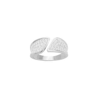 Bague en argent et oxydes de zirconium