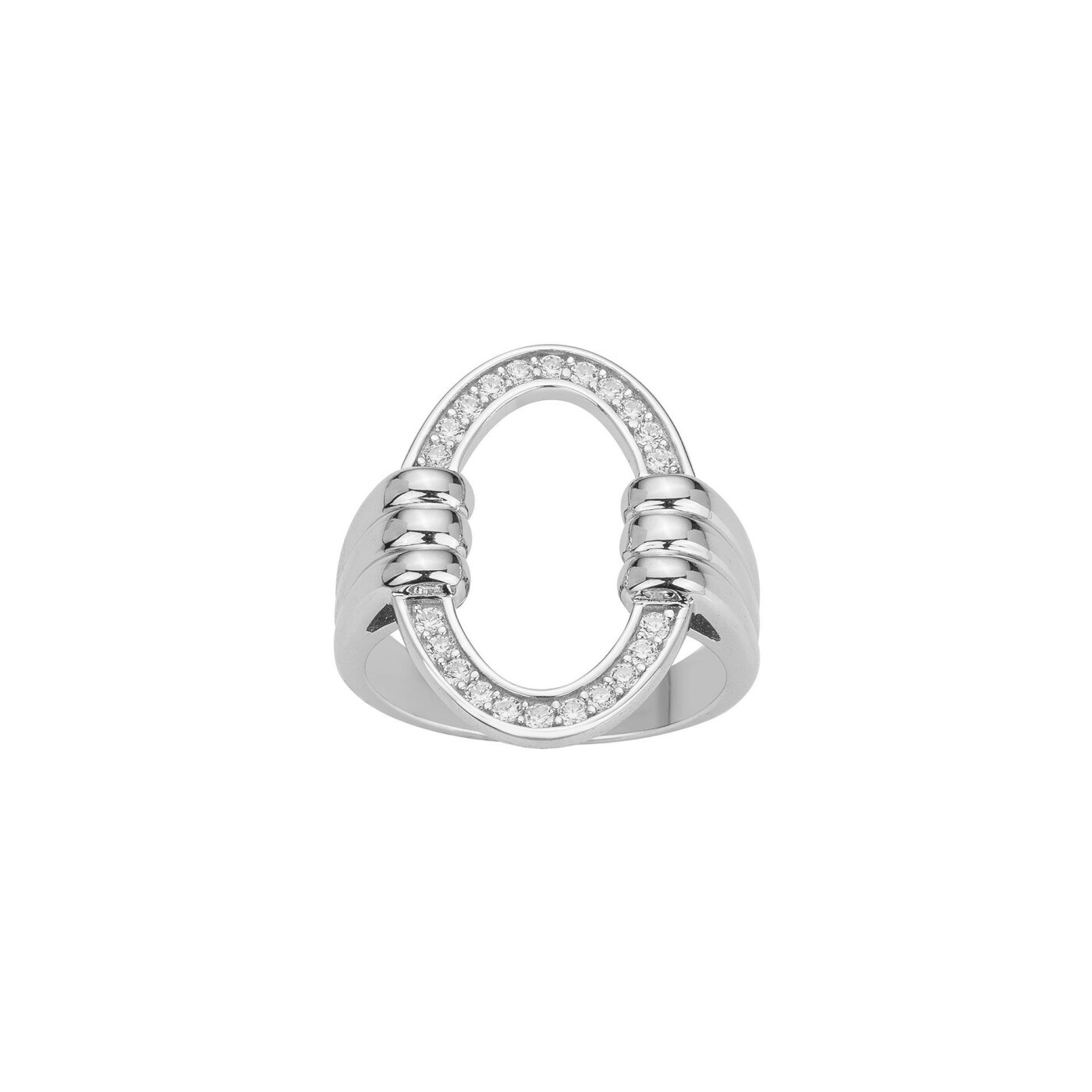 Bague en argent et oxydes de zirconium