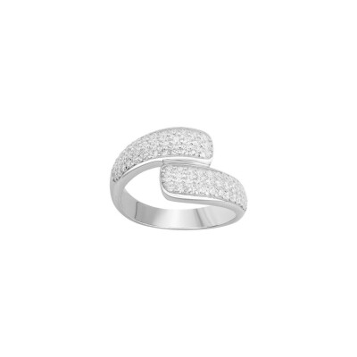 Bague en argent et oxydes de zirconium