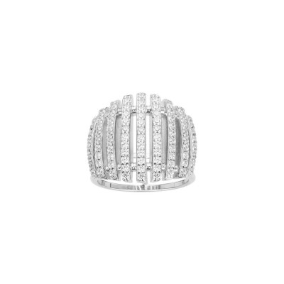 Bague en argent et oxydes de zirconium
