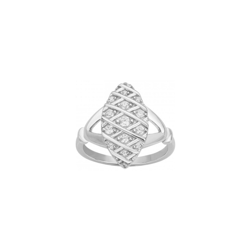 Bague en argent et oxydes de zirconium