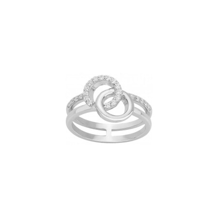 Bague en argent et oxydes de zirconium