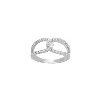 Bague en argent et oxydes de zirconium