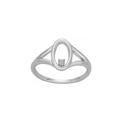 Bague en argent et oxyde de zirconium